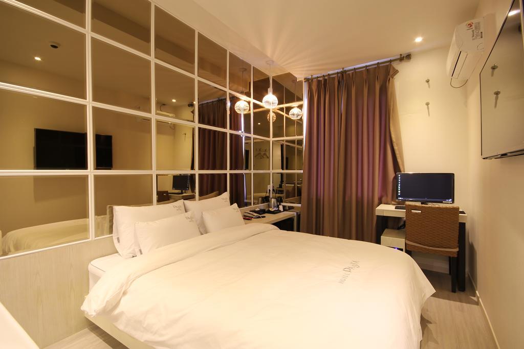 Hotel 38.5 Jinhae Changwon Extérieur photo