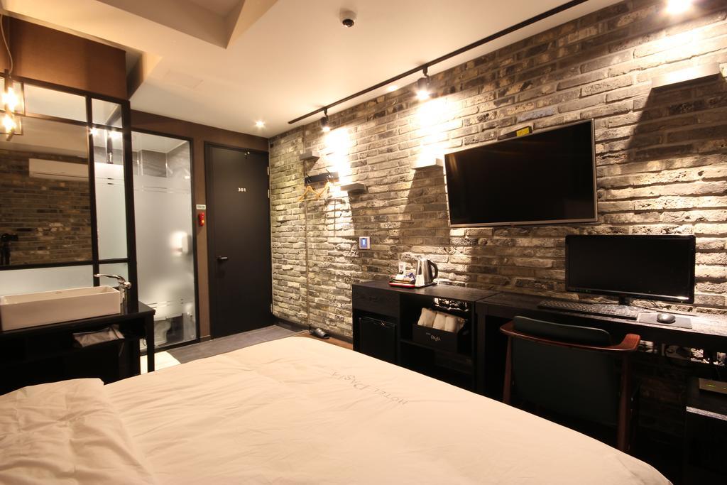 Hotel 38.5 Jinhae Changwon Extérieur photo