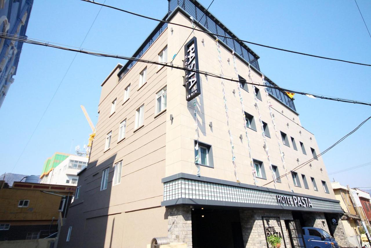 Hotel 38.5 Jinhae Changwon Extérieur photo